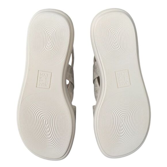 New Naturalizer Coast Gold Faux Leather Wedge Sandals Platinum Women’s Size 8 - Picture 6 of 11